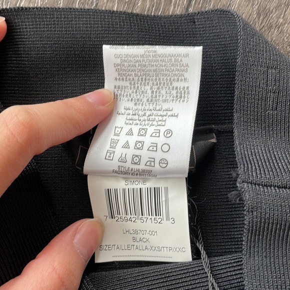 BCBG MaxAzria Simone black bandage skirt, size XXS - new with tags - Picture 6 of 6